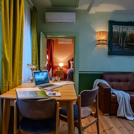 Stylish Close To The Sea *